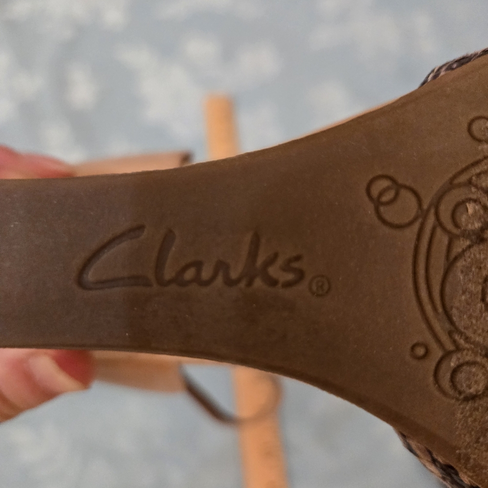 Clarks Snakeskin Pattern Wedge Sandals - image 7